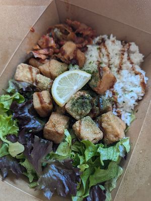 Tofu karaage with rice and kimchi at Fuse - Catford Mews in South East London