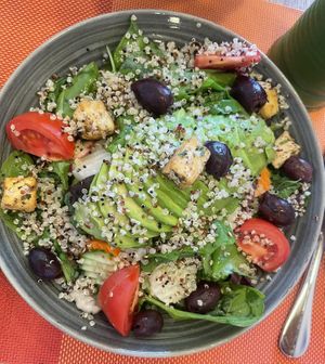 Quinoa salad with tofu instead of cheese #Veganuary at Fedy's Corner Café in Fujairah