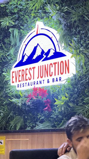 The restaurant  at Everest Junction in Lisbon
