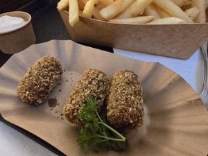 Seaweed croquettes at Frituur Hazegras in Oostende