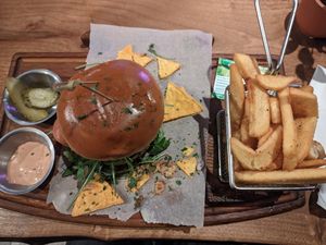 Vegan burger at Chili & Cheesy in Vienna