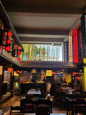 Interior at Vy's Market Restaurant in Hoi An