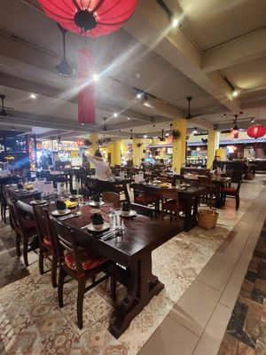 Interior at Vy's Market Restaurant in Hoi An