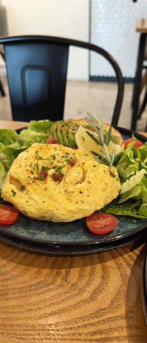  at Life Cafe - 間店 in Skudai