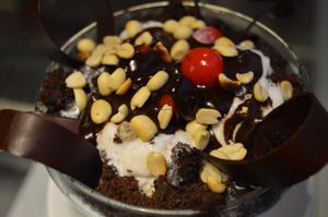 Yummy brownie at Paradigm Shift Vegan Cafe in Bangalore