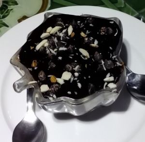 Chocolate mousse at Paradigm Shift Vegan Cafe in Bangalore