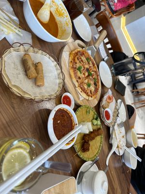 Good food great service. Take the escalator or lift up from Ground floor to Level 1.  at AM Green World 青の世代 in Iskandar Puteri