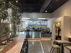 Dining and counter  at VeganBurg in Hesperia