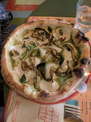 Fata zucchina con formaggio vegano at Fradiavolo Pizzeria in Modena