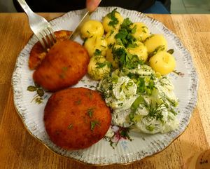 Kotlety mielone at Vegan Friends Kitchen in Warsaw