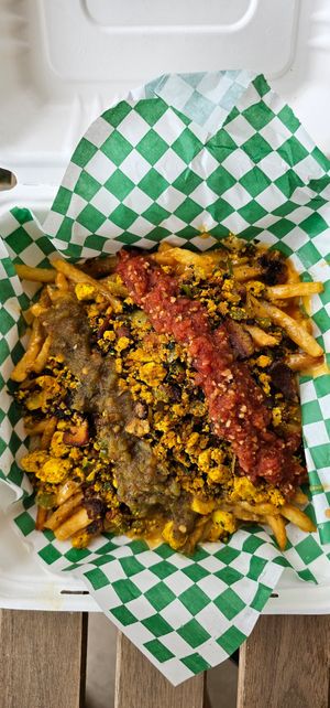 Fries with tofu scramble at That Weird Place in Amarillo