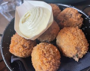 Vegan bitterballen   at Blij in Utrecht