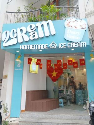  at 2Cream in Hanoi