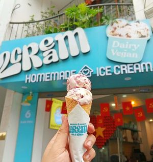 at 2Cream in Hanoi