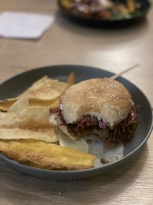 “Pulled pork” sandwich on sourdough with plantain/yucca/potato chips  at Yo no soy Chef in Cali