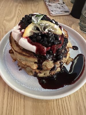 Blåbärspannkaka  at Greasy Spoon @ Playhouse Teater in Stockholm