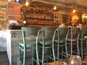 The bar at Tufino Pizzeria in Astoria