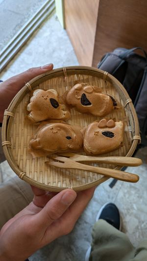 Chocolate hazelnut waffles at TAUHUYAKI - 島呼燒 in Taipei