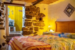 Main House Room 3 with private Bathroom at Cinco Lunas Vegan Conscious Guesthouse in Zahara De La Sierra