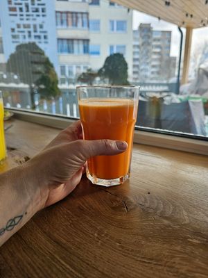 Carrot and apple juice at Daržo Dubuo in Vilnius