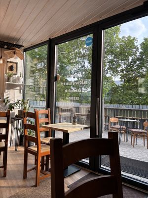 Indoor and outdoor seatingg  at Daržo Dubuo in Vilnius