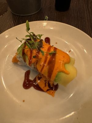 Salmon maki  at Kimusabi in Newtown