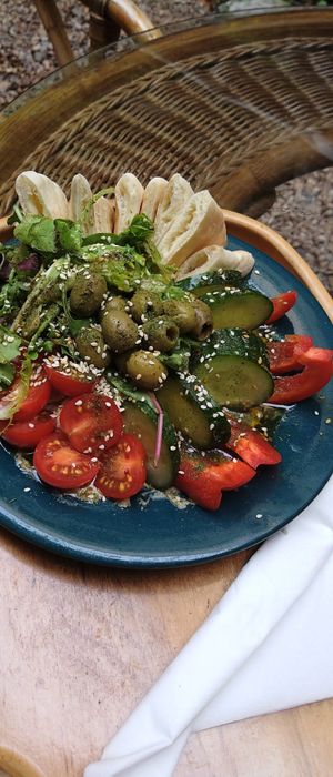 Hummusteller at Czajownia in Wroclaw