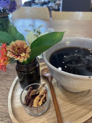   at Teatherapy in Seoul