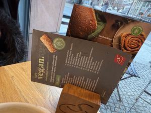 sign #Veganuary at Steinecke in Berlin