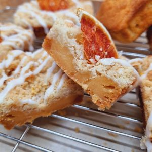 citron Crumble Bar at Yellow Forest in Suwon