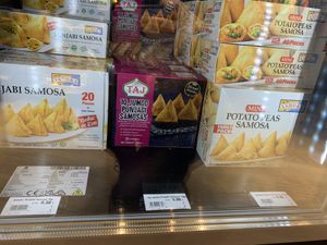 Frozen samosas  at Prosi Exotic Supermarket - Citygate in Vienna