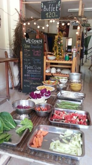 Buffett at Green Leaf Cafe in Koh Phangan