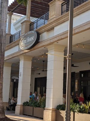  at Yard House in Hallandale Beach