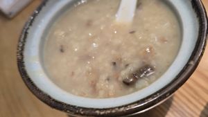  at Hong Yi Su Restaurant in Guangzhou