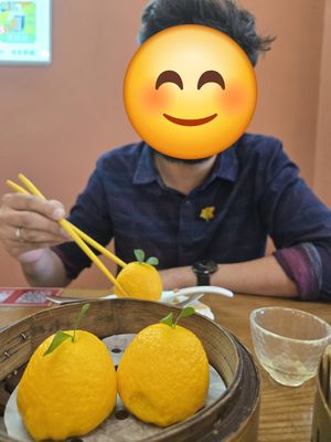  at Hong Yi Su Restaurant in Guangzhou