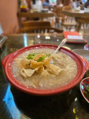  at Hong Yi Su Restaurant in Guangzhou