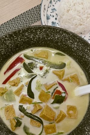 Green curry with tofu. at Happy Dog Café - แฮปปี้ ด็อก คาเฟ่ in Koh Chang