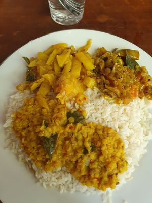 Vegetable curry for 300 isk at Galu Bojuna in Galle