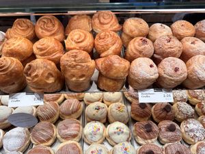 Vegan Cruffins  at Bäckerei Konditorei Wolf in Augsburg