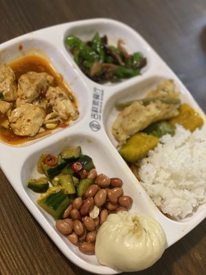 Food day 2   at Jixiang Vegetarian Restaurant in Lijiang