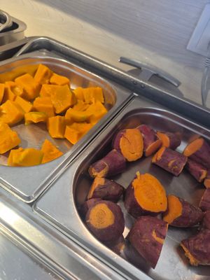  at Jixiang Vegetarian Restaurant in Lijiang