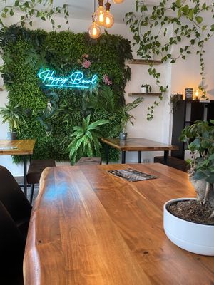   at Happy Bowl in Dresden