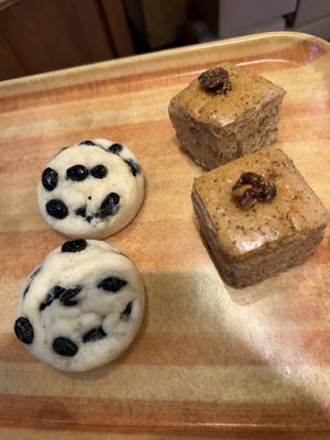 Black bean bread and fig bread   at Beicon in Tokyo