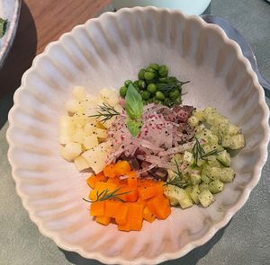 Veges   at Winesday in Tashkent