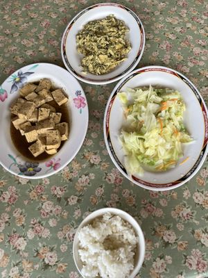   at Bamboo Shoots House - 竹筍之家 in Fenqihu