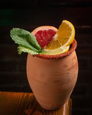 Cantarito Mexicano Coctail at La Condesa  in Barcelona