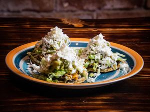Tostadas de Tinga (5) at La Condesa  in Barcelona