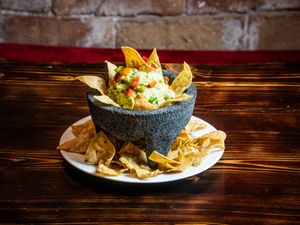Nachos con Guacamole (2) at La Condesa  in Barcelona