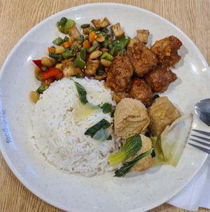 Buffet plate at Organic Vegetarian @ Pavilion KL in Kuala Lumpur