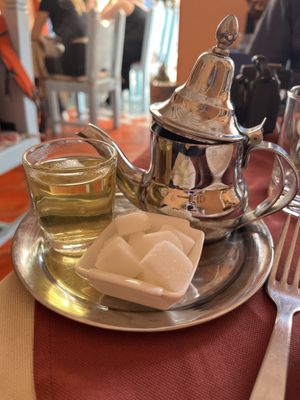 Thé thym  at Zaytouna in Essaouira